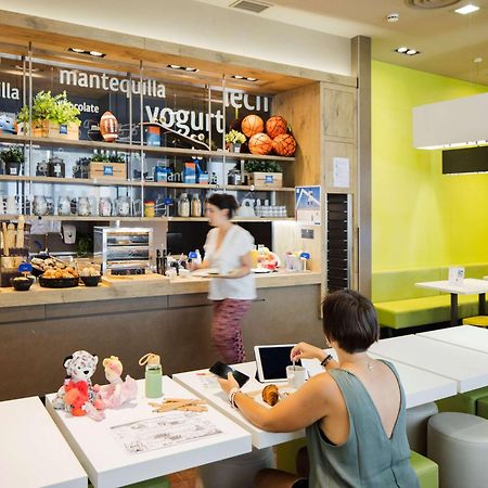 Ibis Budget Sevilla Aeropuerto Luaran gambar
