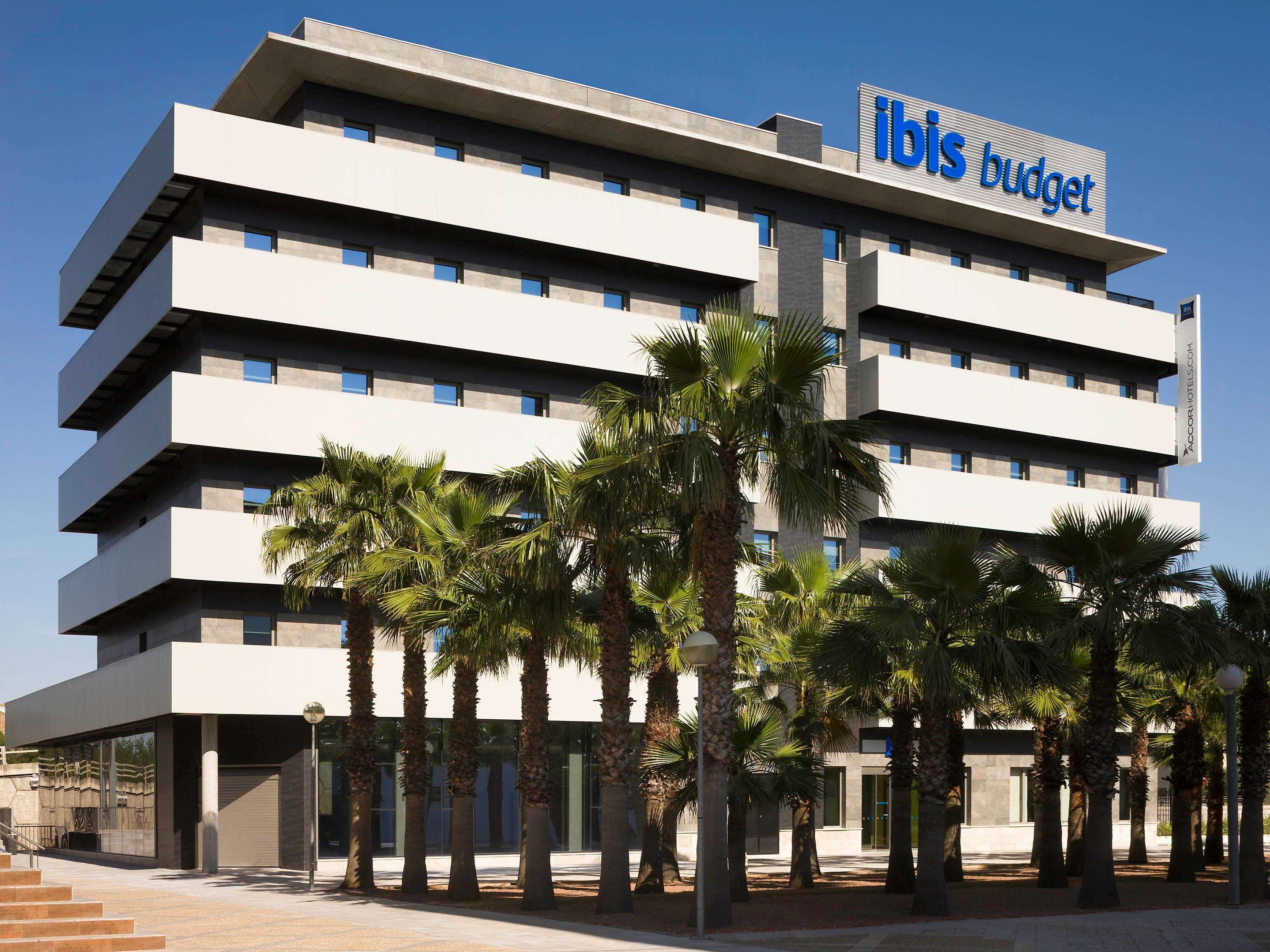 Ibis Budget Sevilla Aeropuerto Luaran gambar