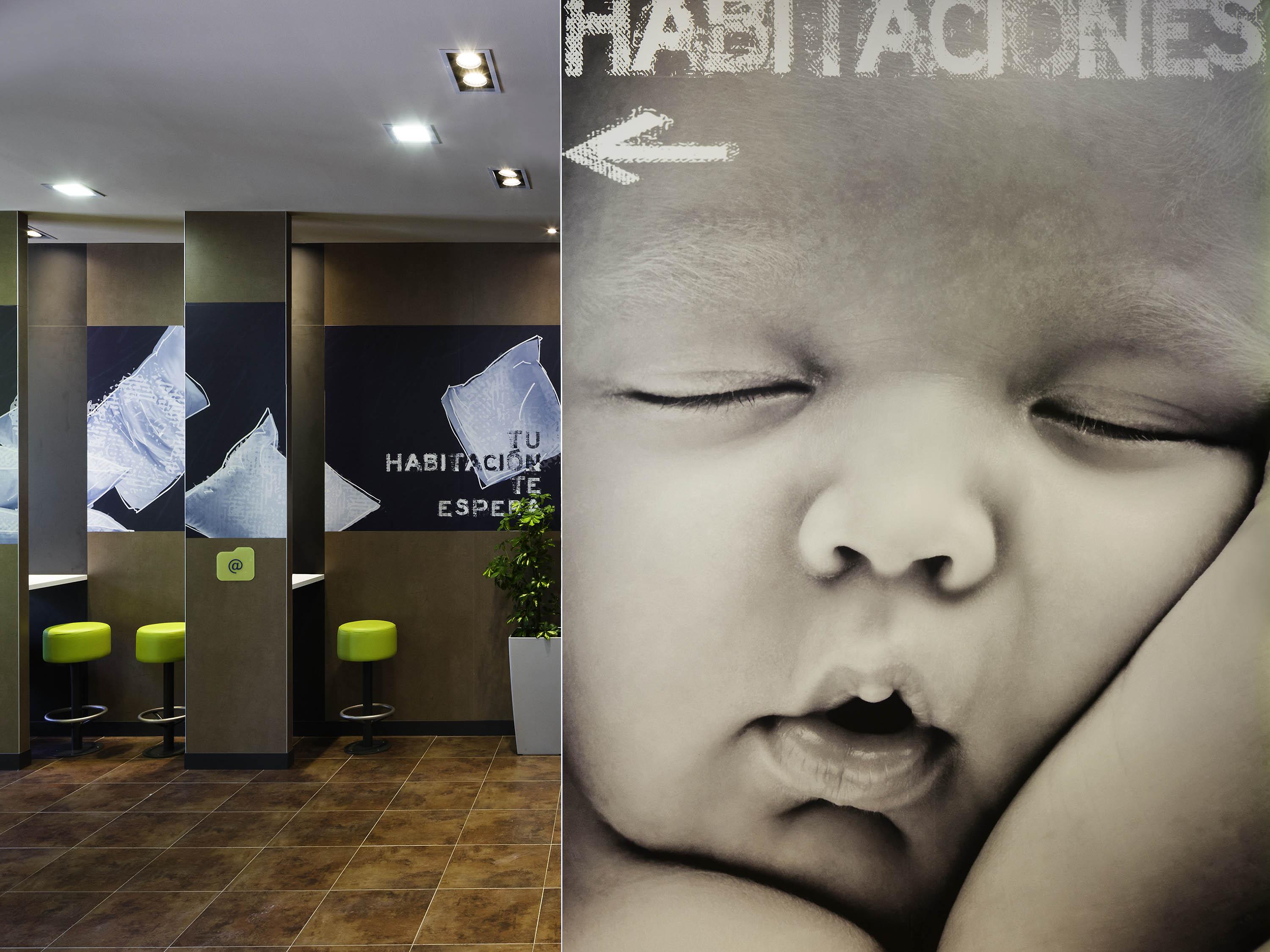 Ibis Budget Sevilla Aeropuerto Luaran gambar