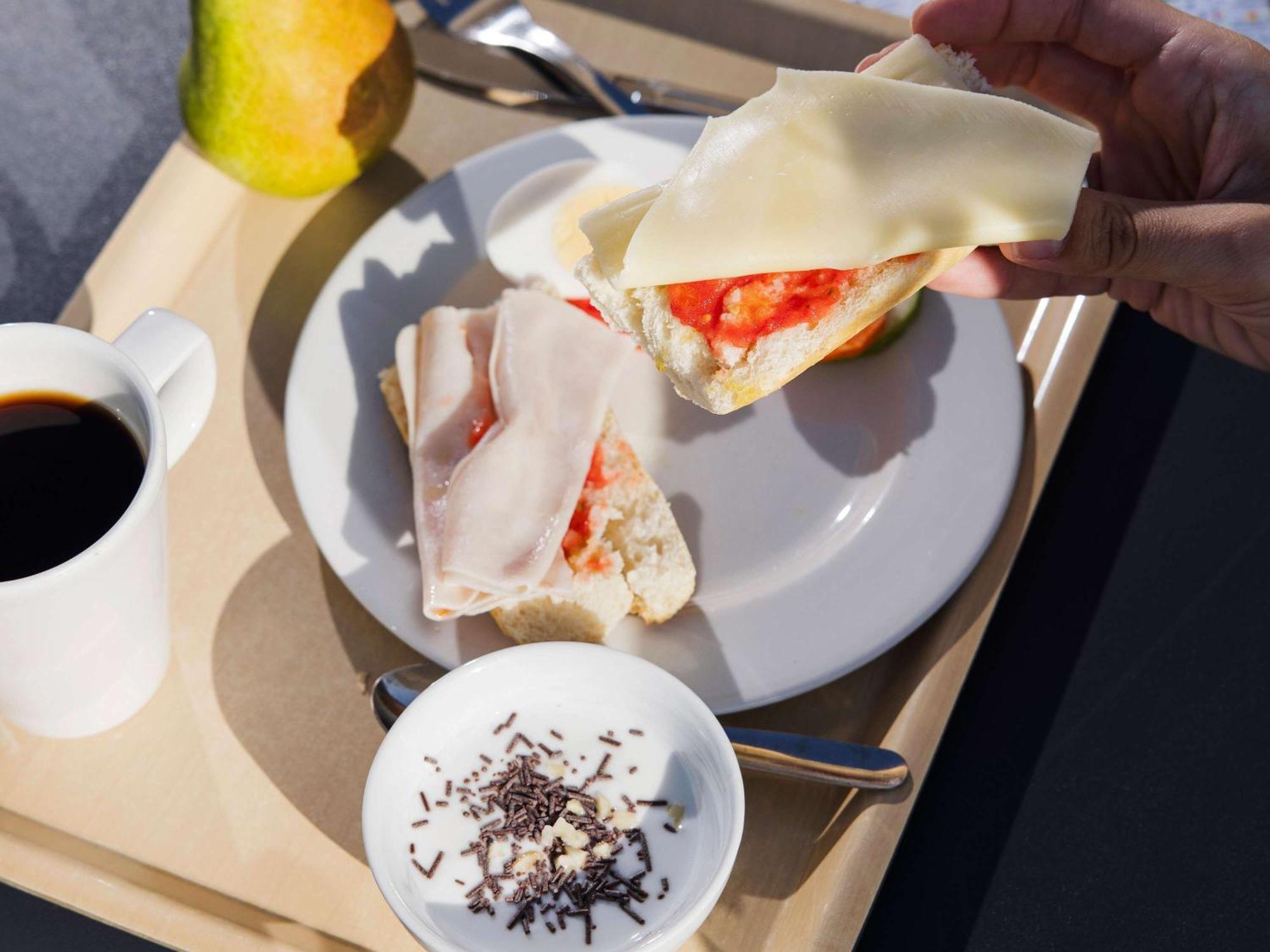 Ibis Budget Sevilla Aeropuerto Luaran gambar